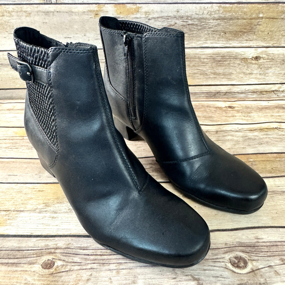 Clarks Womens Black Leather Classic Minimalist Zip Up Ankle Boots 9.5